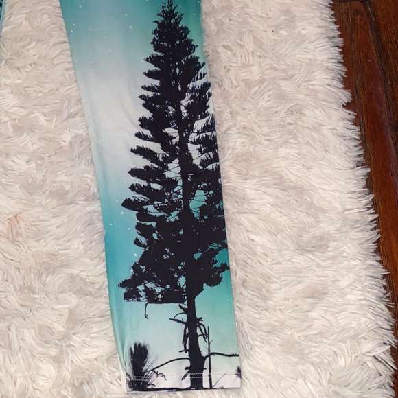 Callie Forest Colored Leggings - Picture 2 of 5